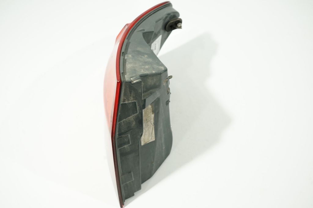 Rear/tail lights (2)
