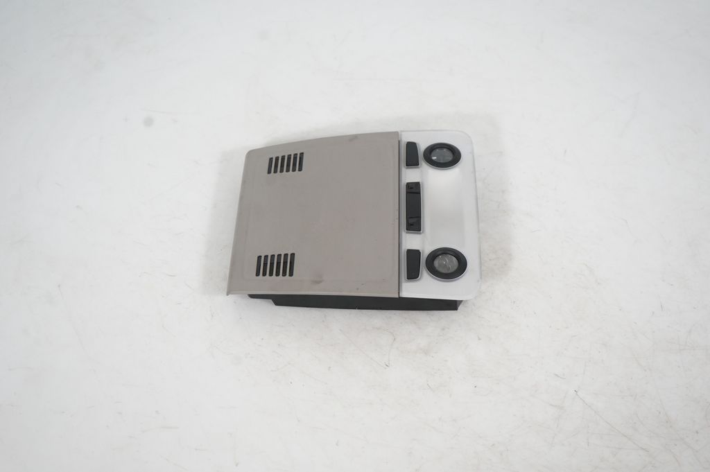 Front seat light (2)