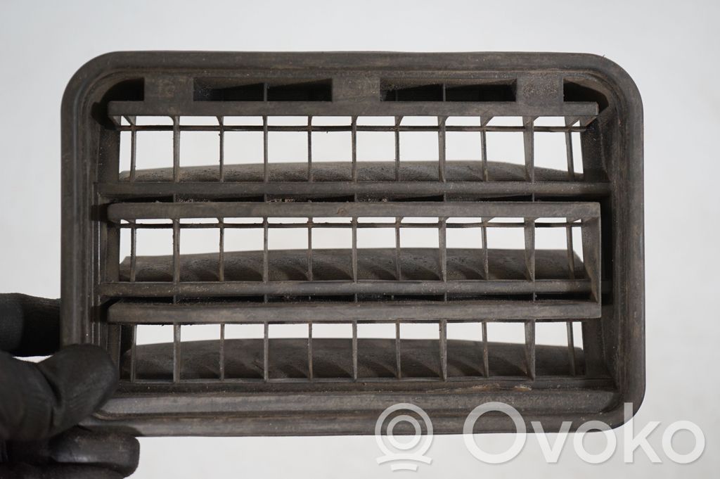 Quarter panel pressure vent (6)