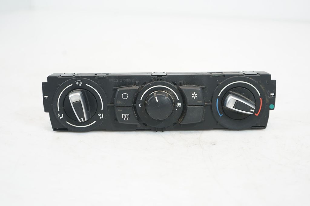 Climate control unit (8)