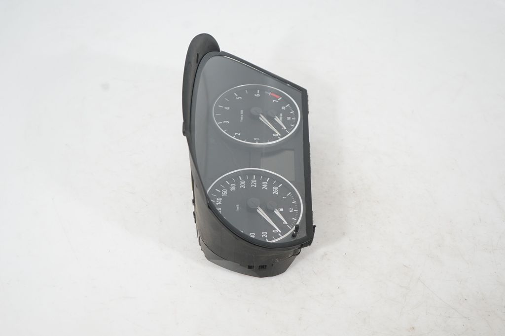 Speedometer (instrument cluster) (4)