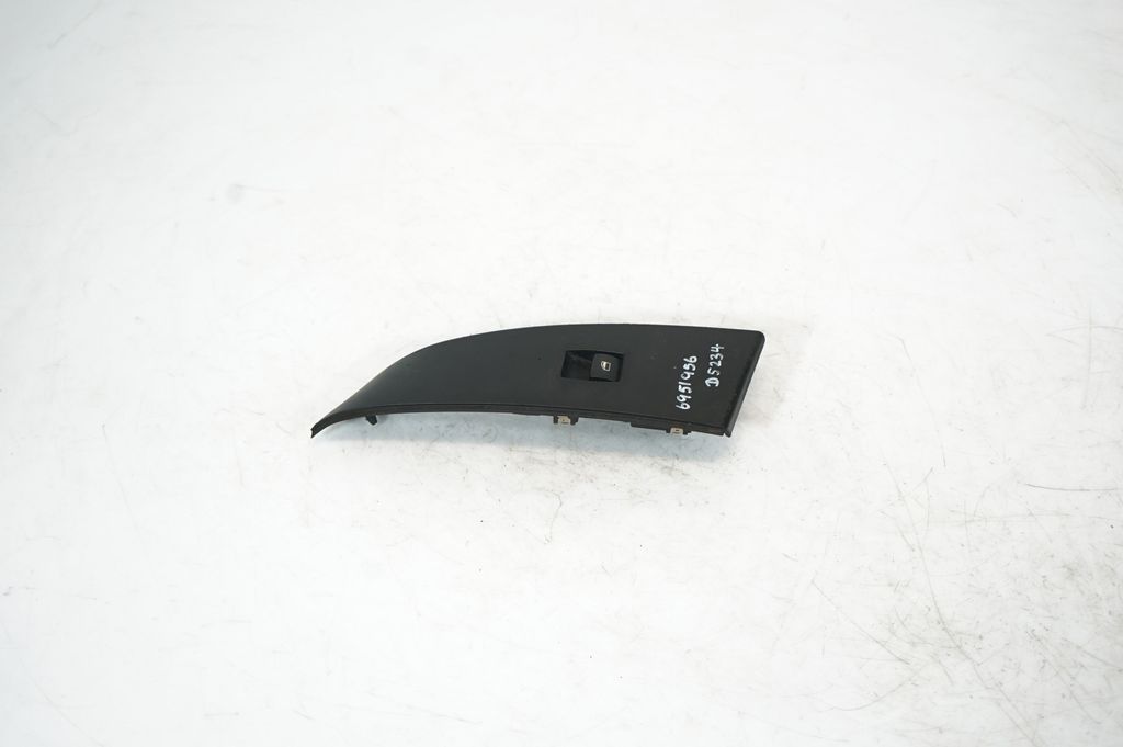 Electric window control switch (4)