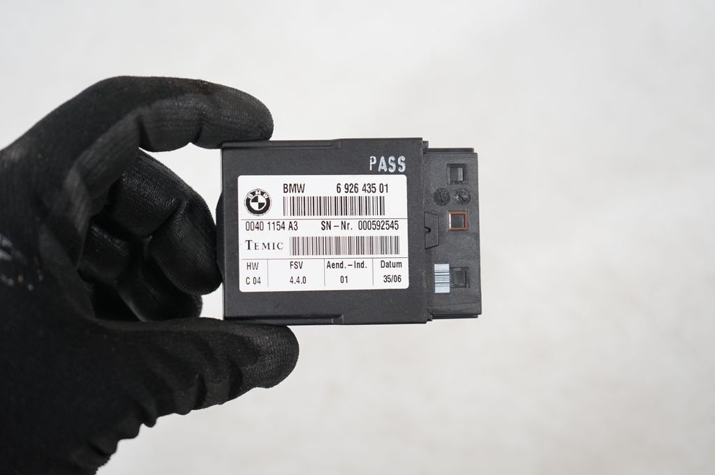 Seat control module (6)