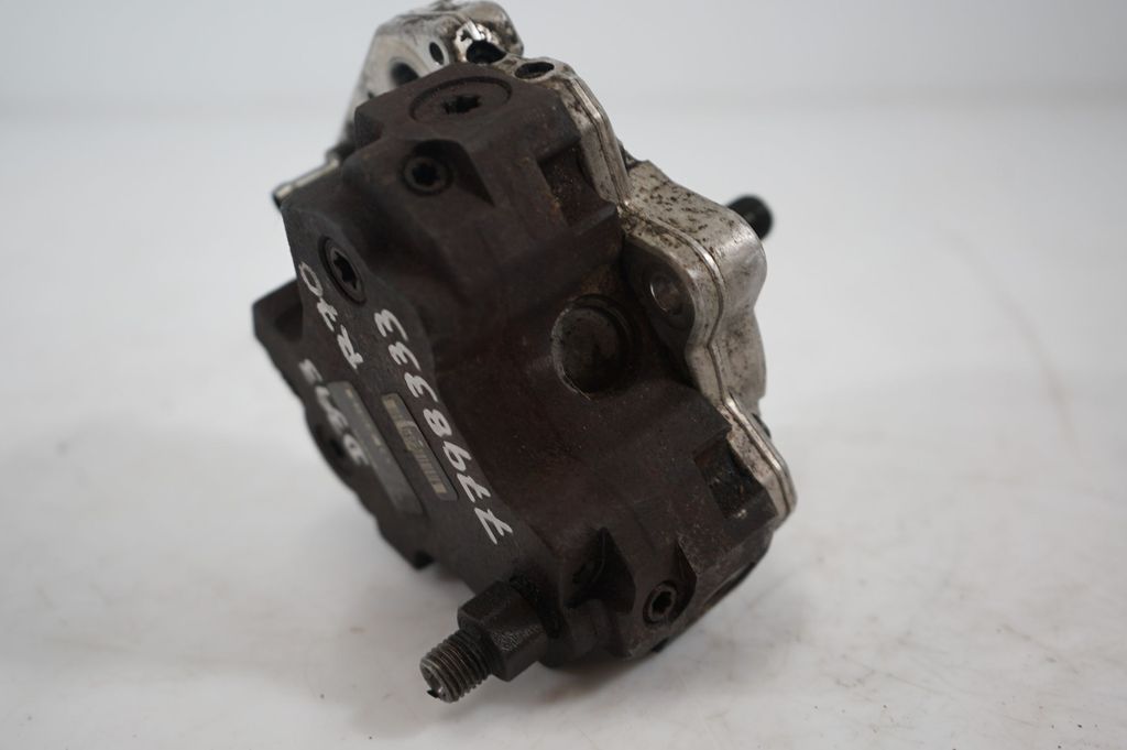 Fuel injection high pressure pump (8)