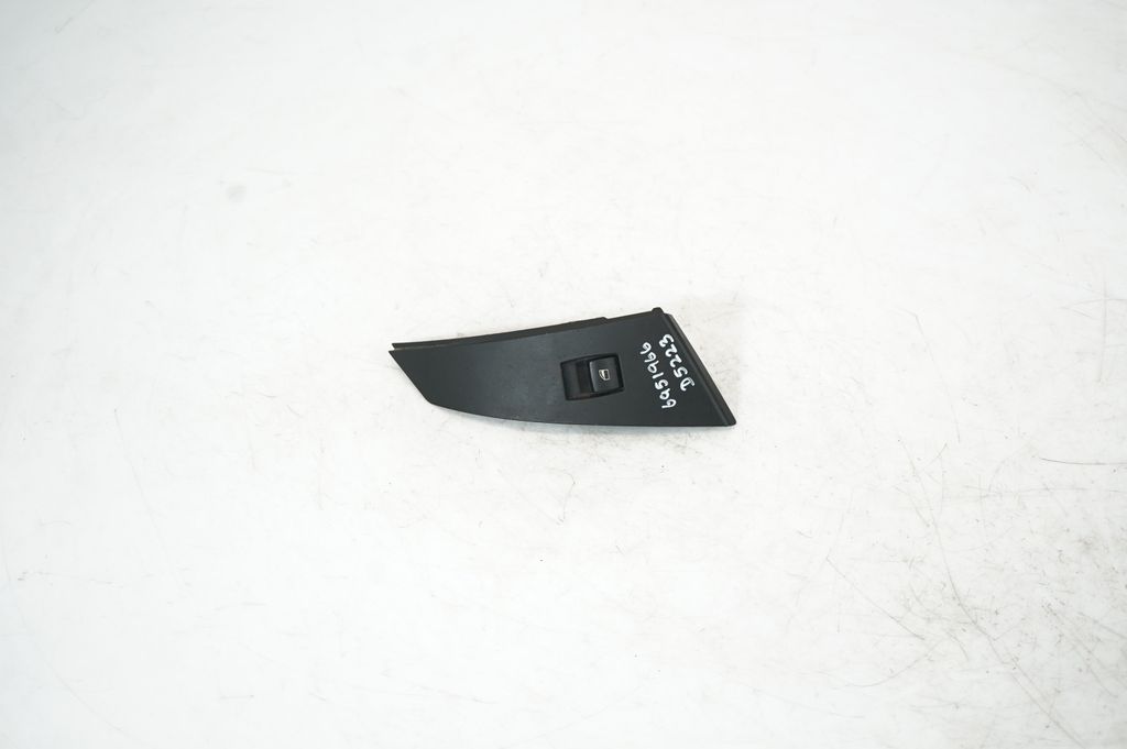 Electric window control switch (4)