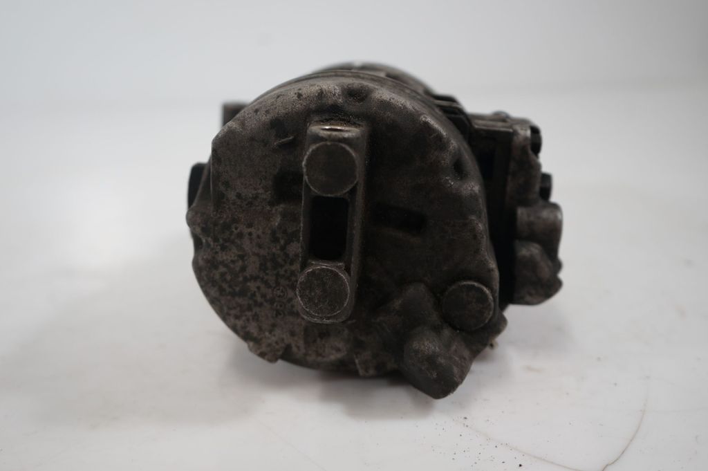 Air conditioning (A/C) compressor (pump) (7)