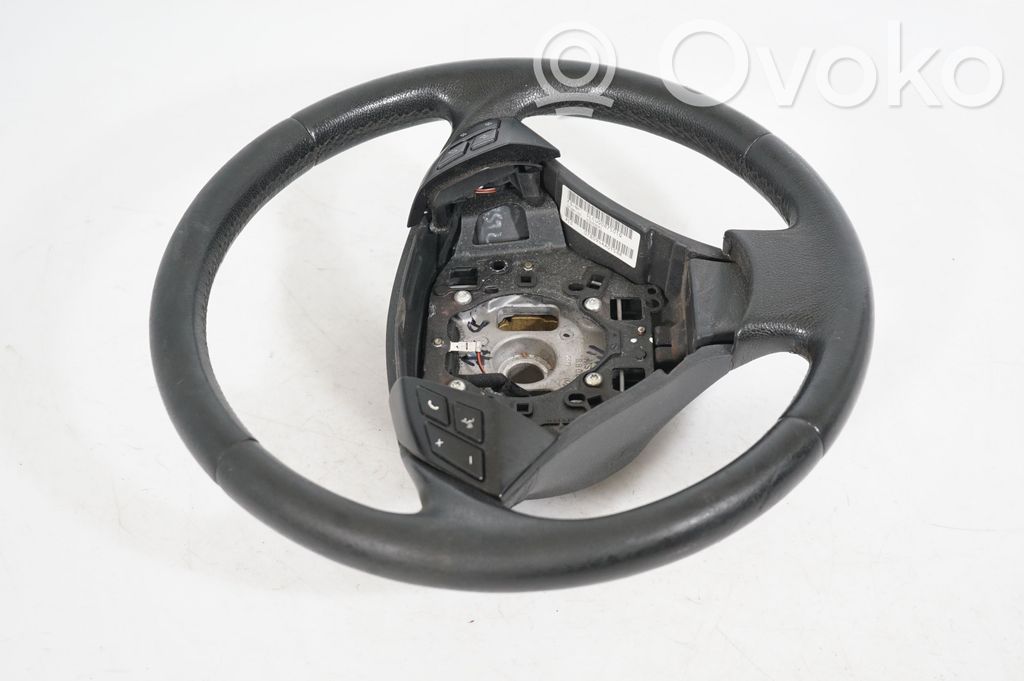 Steering wheel (4)