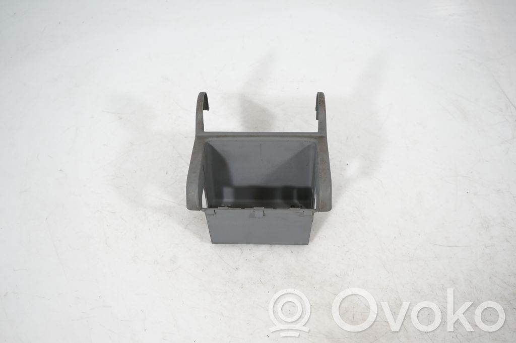 Other center console (tunnel) element