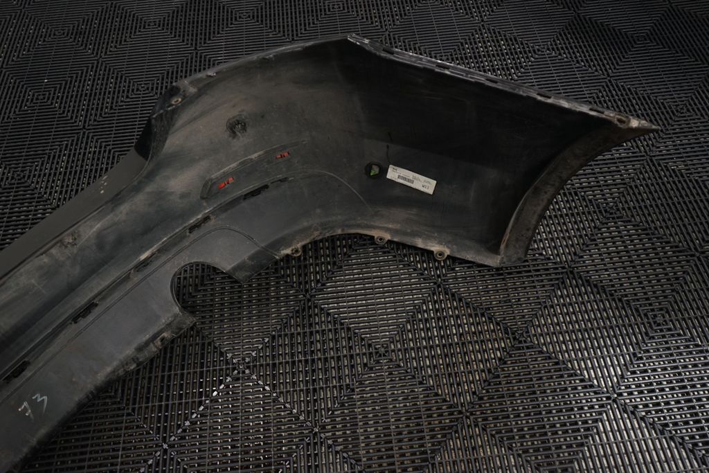 Rear bumper (9)