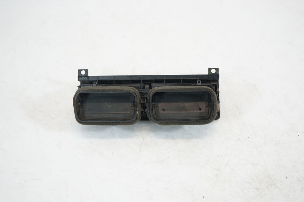 Dash center air vent grill (5)