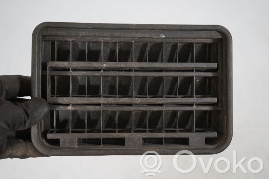 Quarter panel pressure vent (7)