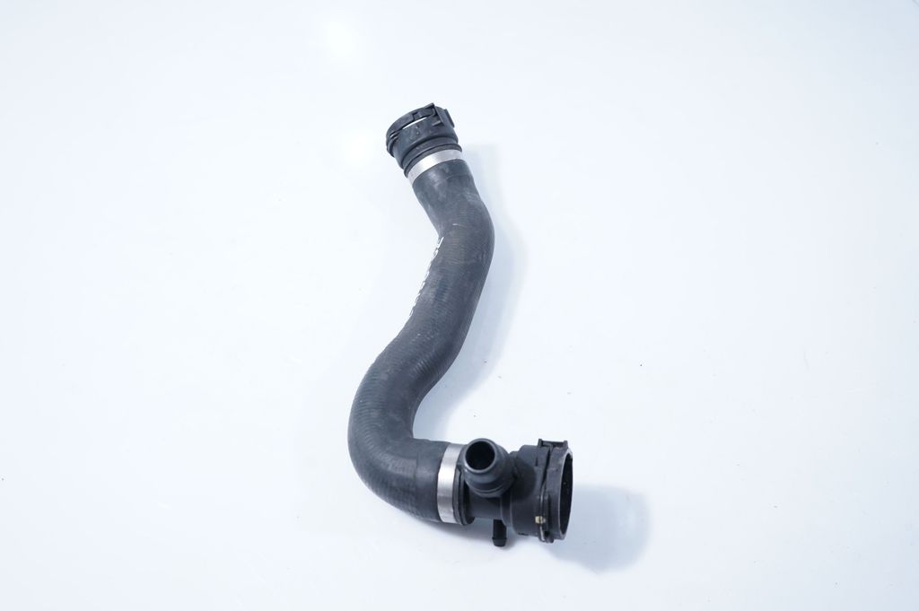 Engine coolant pipe/hose (2)