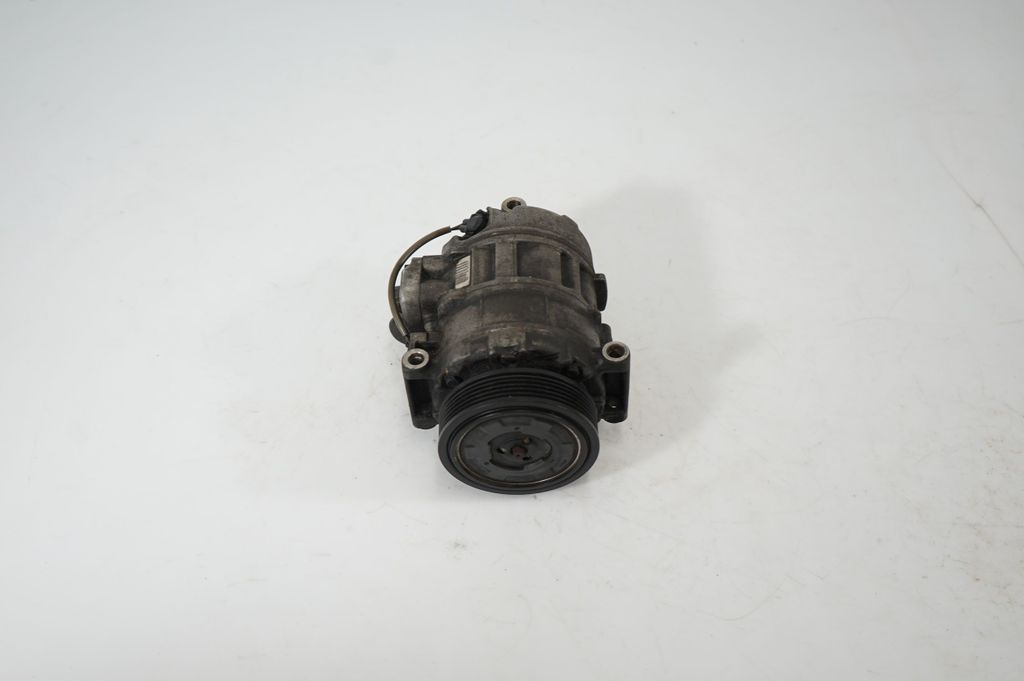 Air conditioning (A/C) compressor (pump) (5)