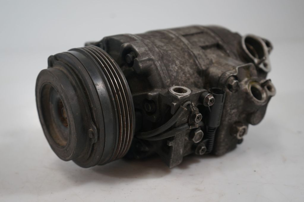 Air conditioning (A/C) compressor (pump) (7)