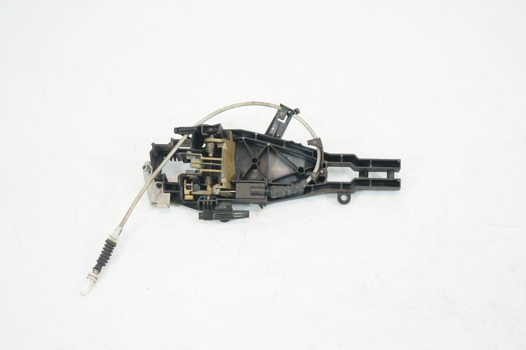 Front door exterior handle/bracket (5)