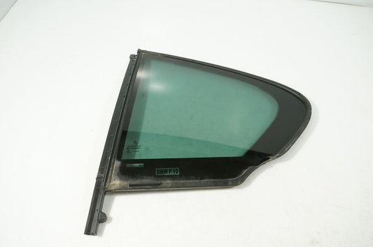 Rear vent window glass