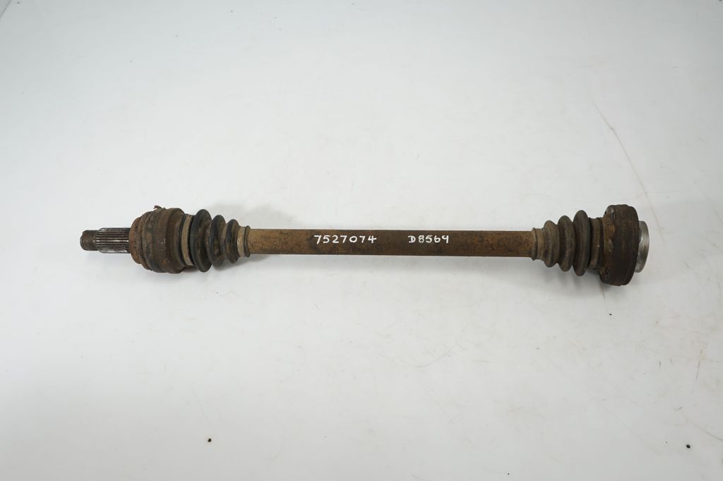 Rear driveshaft