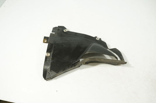 Front wheel arch liner splash guards