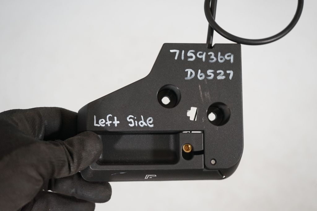 Seat back rest control lever/handle (7)