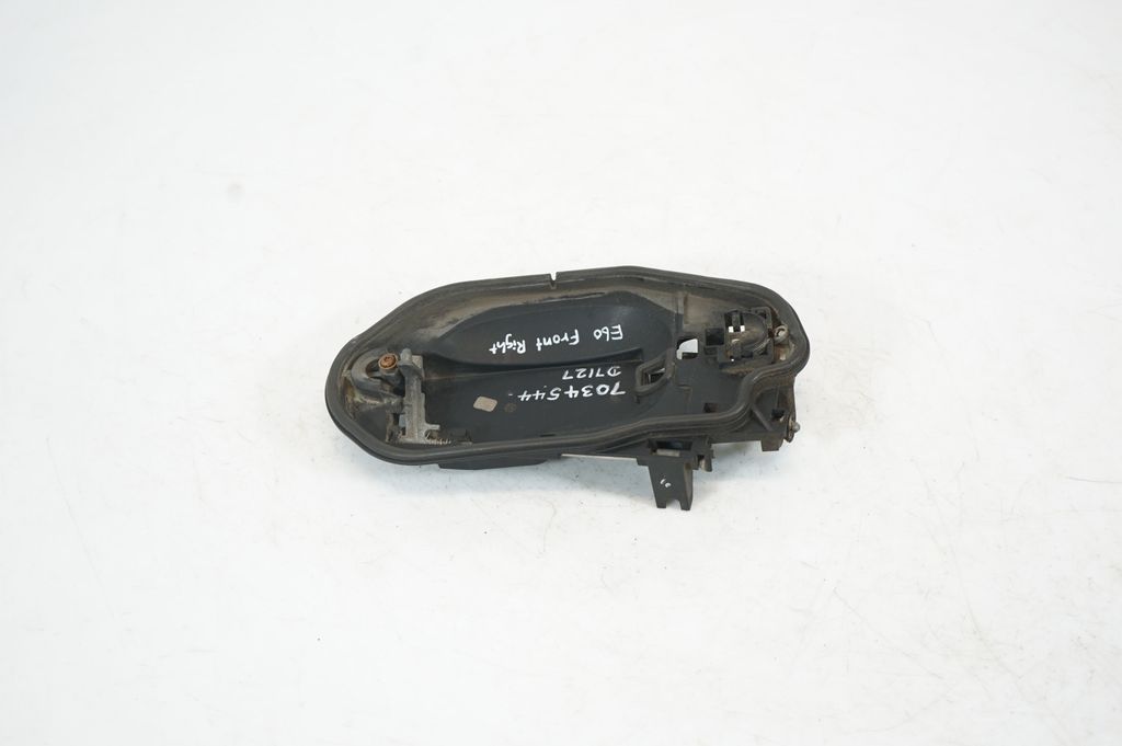 Rear door exterior handle (3)