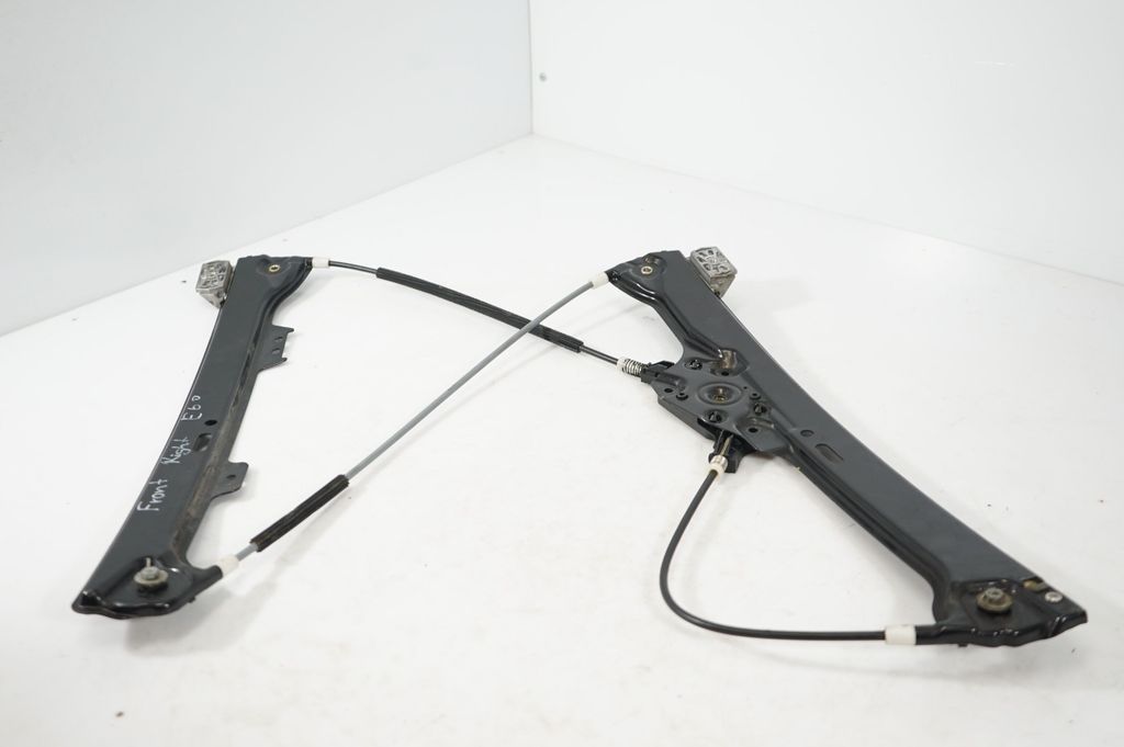 Front door window regulator with motor (6)