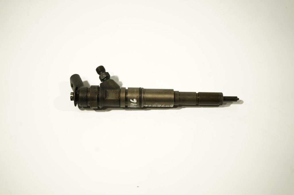 Fuel injector (2)