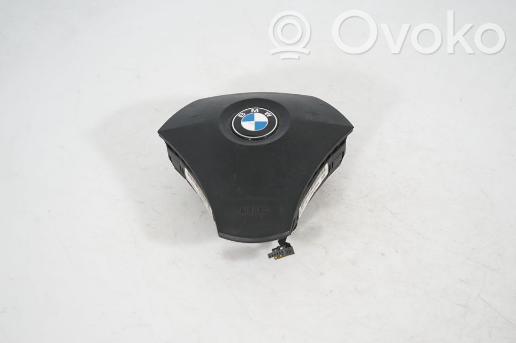 Steering wheel airbag