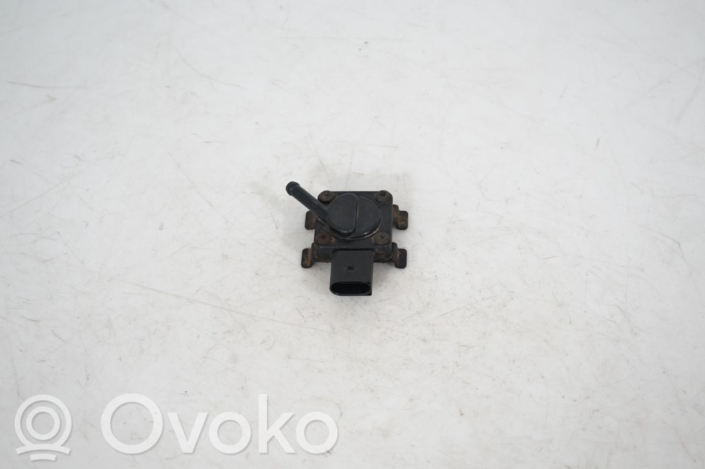 Exhaust gas pressure sensor (3)