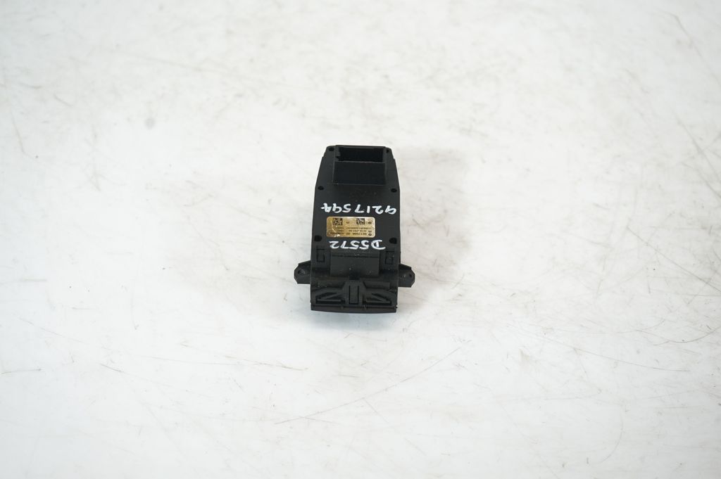 Hand parking brake switch (5)