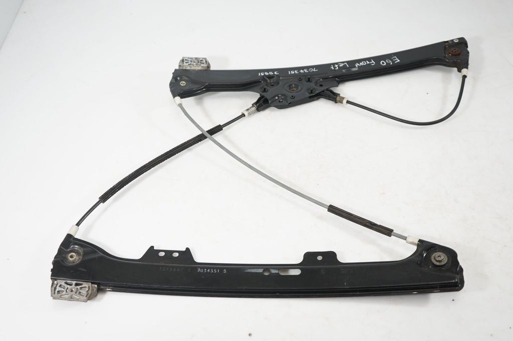 Front door window regulator with motor (3)