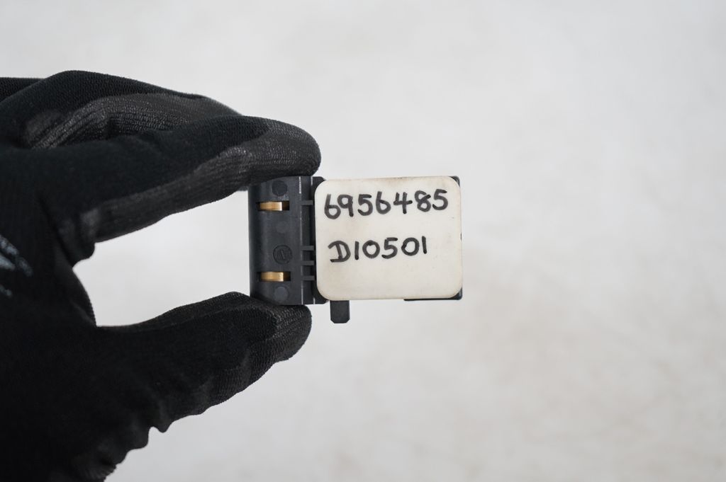 Airbag deployment crash/impact sensor (7)