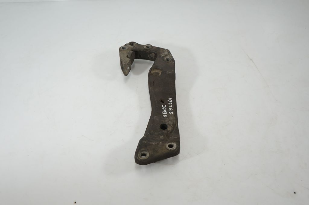 Gearbox mounting bracket (2)