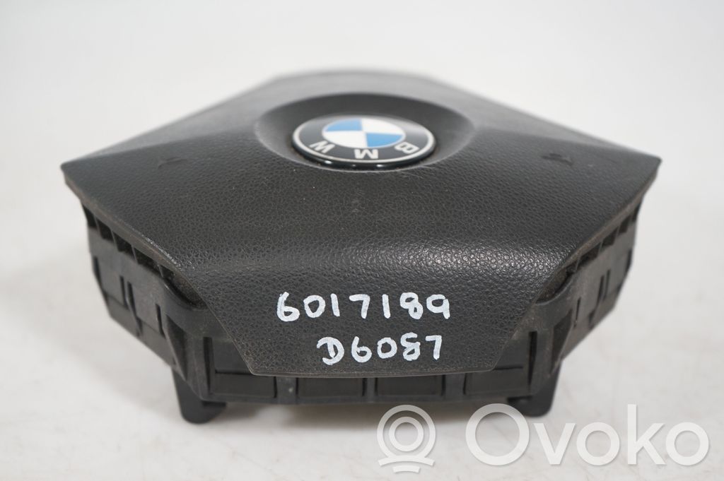 Steering wheel airbag (9)