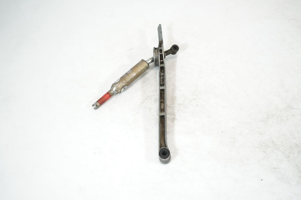 Front control arm (4)