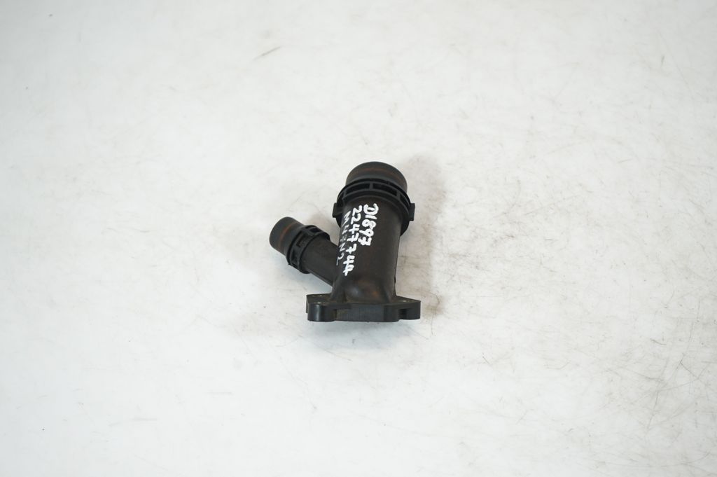 Engine coolant pipe/hose (2)