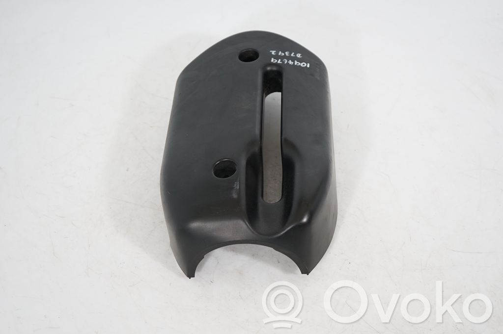 Steering wheel column trim (3)