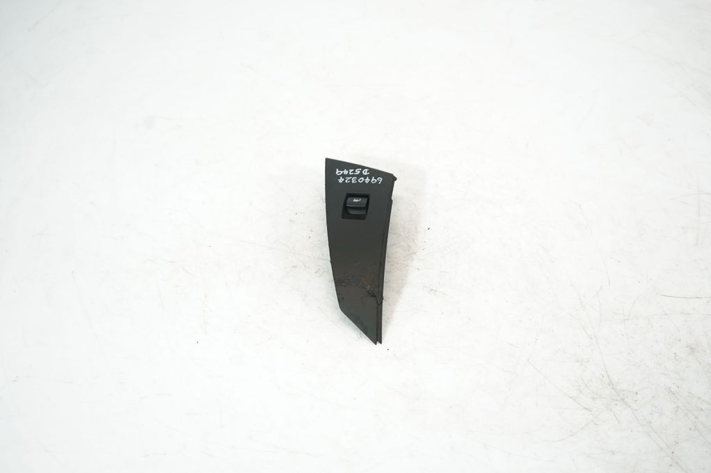 Electric window control switch (3)