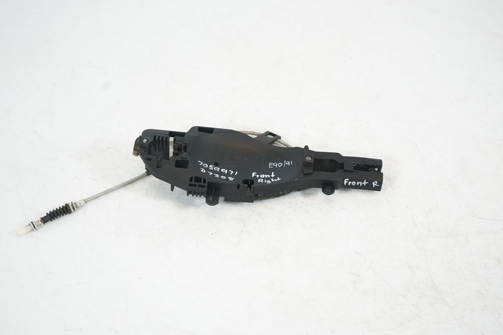 Front door exterior handle/bracket