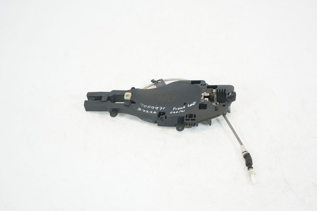 Front door exterior handle/bracket