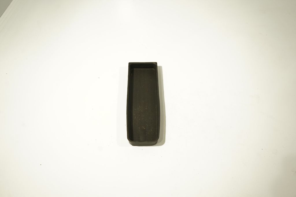 Central console drawer/shelf pad (2)