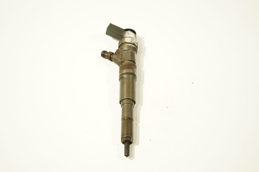 Fuel injector