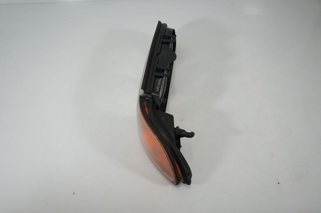 Headlight/headlamp (2)