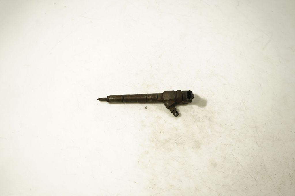 Fuel injector (4)