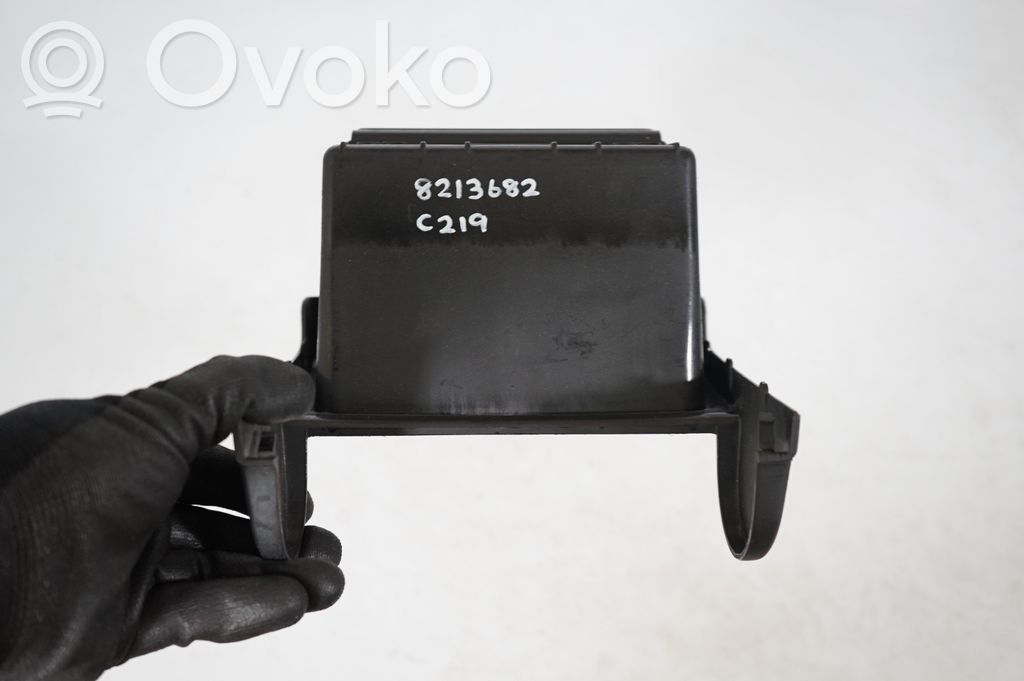 Other center console (tunnel) element (8)