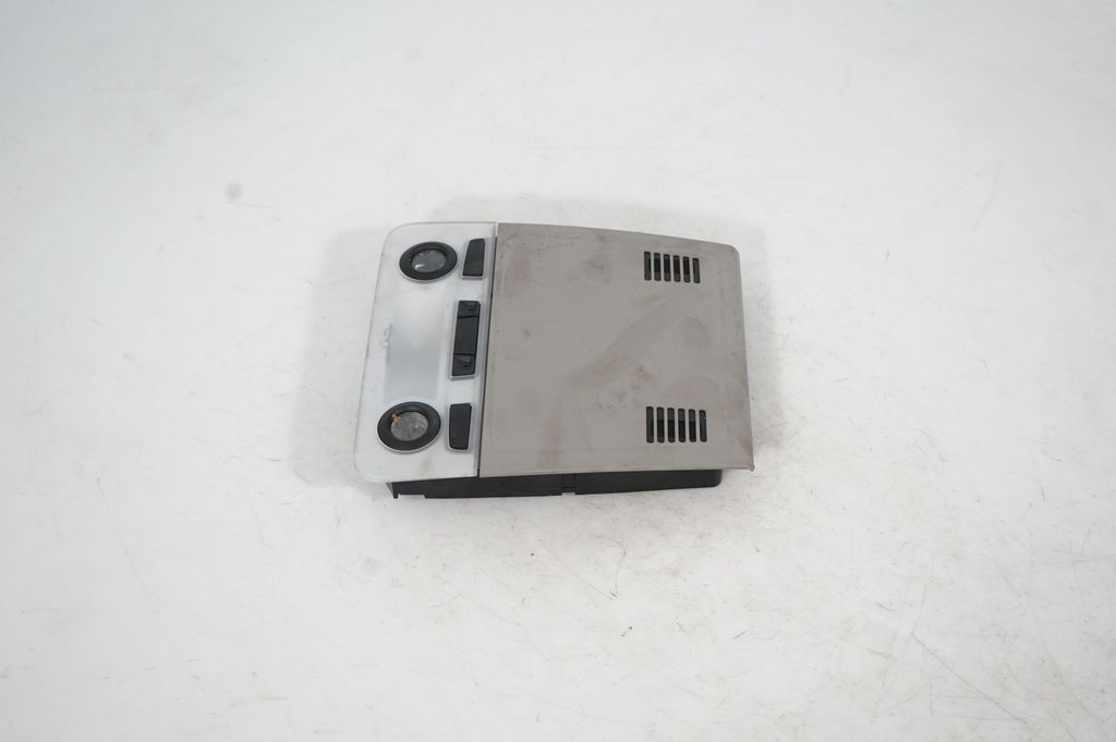 Front seat light (4)