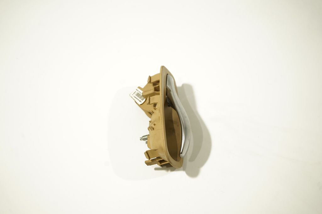 Front door interior handle (4)