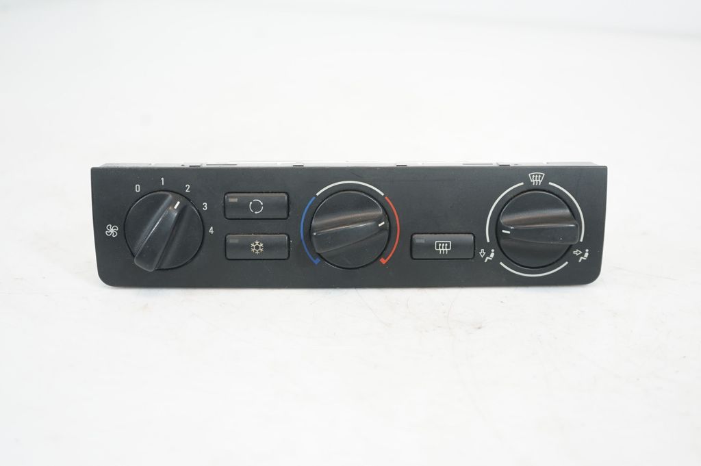 Climate control unit (7)