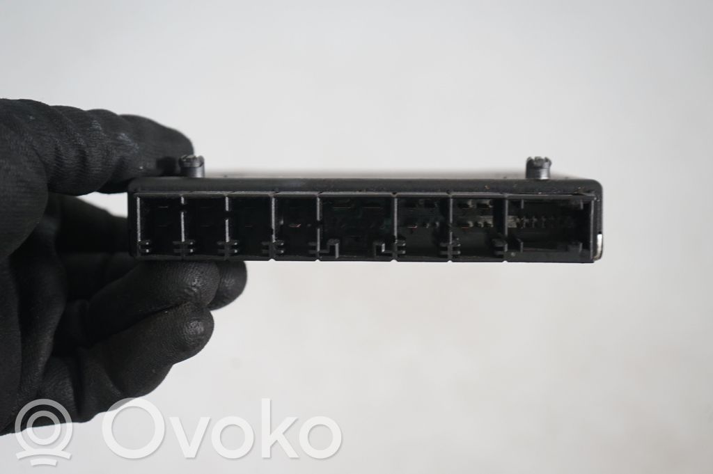 Seat control module (6)