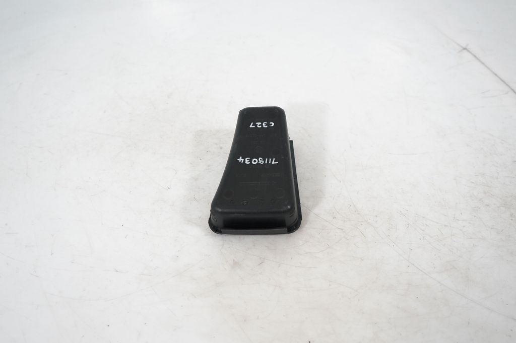 Gear shifter surround trim plastic (5)