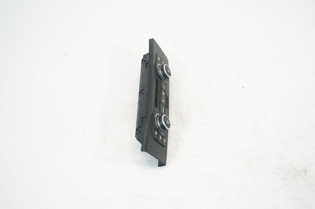 Climate control unit (4)